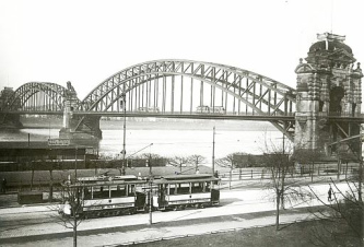 D�sseldorf, die Oberkasseler Br�cke von
                        1898