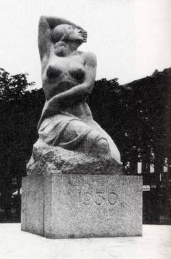 Das Befreiungsdenkmal
                      von Benno Elkan mit einer "Rhenania" f�r
                      Mainz am Schillerplatz, 1930 vor Hindenburg
                      enth�llt