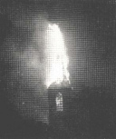 Brennender Kirchturm der Gertrudiskirche am
                      23. August 1943, ca. 2:30 fr�h