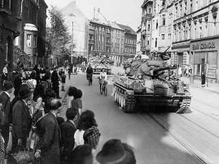 Ami-Panzer Einmarsch 17. April 1945