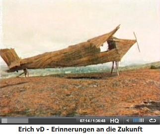 Flugzeug aus Stroh und Bambus der
                        Ureinwohner auf einer S�dseeinsel der 1940er
                        Jahre nach dem Abzug der kriminellen
                        "USA"