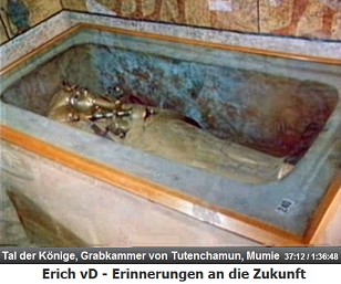 Die Grabkammer des Tutenchamun, die Mumie