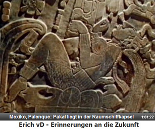 Mexiko Palenque, die
                                    Grabplatte des Pakal, er liegt in
                                    einer Raumschiffkapsel vor dem
                                    Start
