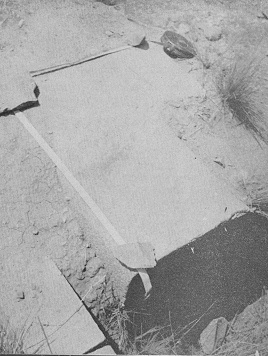 Puma Punku en Bolivia,
                      canales 03