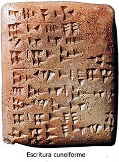 Escritura cuneiforme de
                                            los sumerios