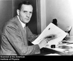 Edwin Powell Hubble,
                      retrato [4] tomado en el instituto f�sico de
                      "Am�rica" ("American Institute of
                      Physics")