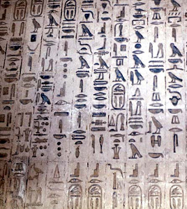 Escritura de jerogl�ficos de Egipto