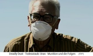 Dr. Günther
                                  erklärt: Die Atomrakete
                                  ("Uranmunition") erhitzt,
                                  entzündet sich und wird zum Teil zu
                                  Staub