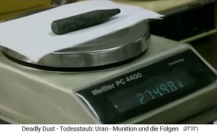 Berlín, oficina central de
                                desechos radiactivos, la punta del
                                proyectil de uranio de la OTAN en la
                                balanza: la parte pequeña pesa 274,98
                                gramos