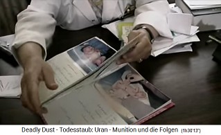 Basra, Mutter-Kind-Krankenhaus, Buch
                              mit Babyfotos mit Geburtsfehlern 06