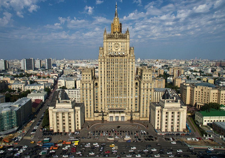 Stalin-Hochhaus
              in Moskau, eines von 7 - das Russische Aussenministerium
              (Nummer 1)