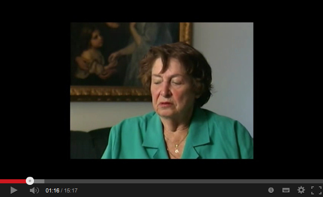 Fundación Shoa, una testiga reporta
en el vídeo sobre teatros en el campo de concentración
de Auschwitz Fundación Shoa, una testiga reporta en el
vídeo sobre teatros en el campo de concentración de
Auschwitz