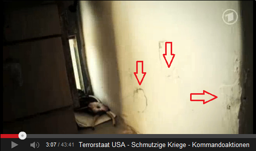 Einschussl�cher, die schon
                    geflickt sind