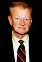 Brzezinski, un
                          manipulador criminal de la CIA manipulando la
                          "Uni�n Sovi�tica" y los
                          "luchadores libertadores" muselmanos
                          al mismo tiempo