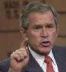 George W. Bush con dedo �ndice - �l deja
                        expulsar toda la familia de Bin Laden en lugar
                        de dejar interrogarla...