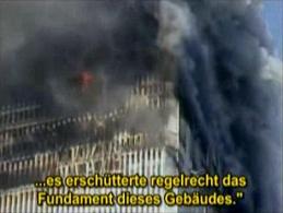 Informaci�n de la televisi�n en vivo
                            sobre tres explosiones grandes en la base de
                            la torre sur.