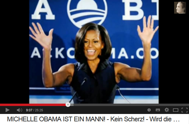 Michael Obama d�guis� comme
                      "First Lady" (alias "Michelle
                      Obama") avec des �paules larges masculins, et
                      les muscles forts de la nuque sont cach�s par la
                      robe
