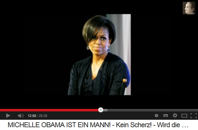 Michael Obama (alias
                      "Michelle Obama") avec des �paules bas
                      pour simuler les �paules moins larges