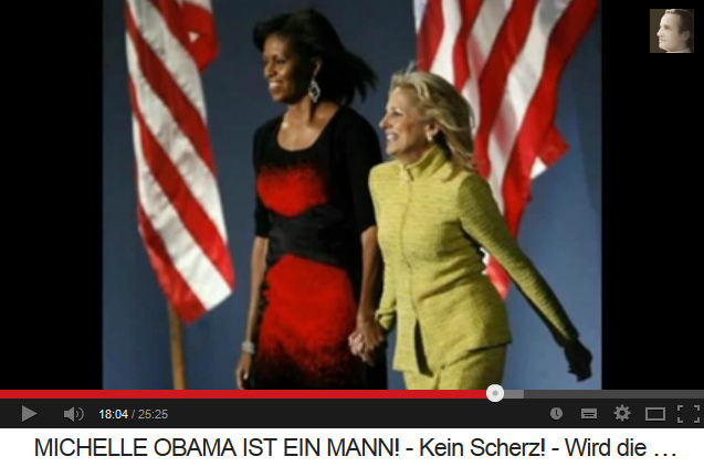 Michael Obama (alias
                      "Michelle Obama") avec une vraie femme,
                      cette fois c'est Hillary Clinton