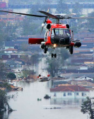 Nueva Orleans: Salvaci�n en helic�ptero
                        despu�s del hurac�n Catrina