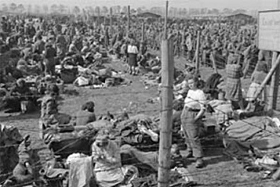 Vete "EUA": campos del
                                  prado del Rin con matanza mltiple
                                  DESPUS de la guerra en Alemania
                                  durante el verano 1945