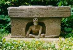 Altar der Olmeken
                om �a Vemta II: Altar 4