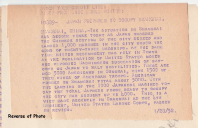 R�ckseite der Karte aus Shanghai
                            28.1.1932: Report �ber den japanischen
                            Angriff