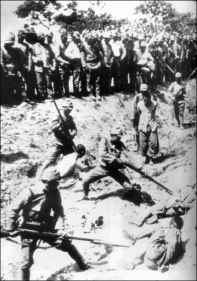 Nanking / Nanjing 1937-1938:
                          Bajonett�bung