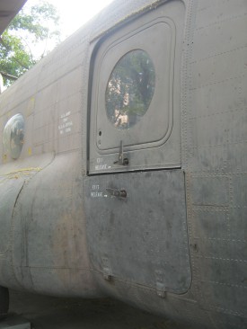 NATO-Helikopter CH-47 Chinook (K�nigslachs), die T�r