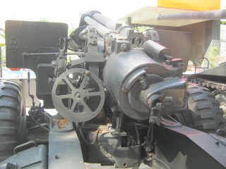 NATO-Kanone Howitzer 105mm, die Maschinerie