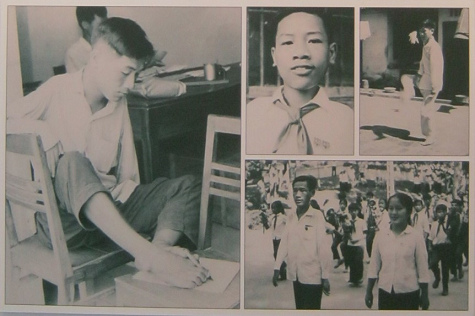 Nguyen Ngoc Ki schreibt mit dem Fuss: Seit seiner Kindheit sind die Arme von Nguyen Ngoc Ki aus dem Dorf Nguyen My gel�hmt, Distrikt Hai Thanh, Hai Hau, Nam Dinh. Die beiden Beine wurden in magische Arme verwandelt. Ki war ein guter Sch�ler und konnte gut Gedichte schreiben. Er studierte an der Nationalen Universit�t und machte dort sein Literaturdiplom. Schliesslich wurde er sogar Literaturlehrer f�r seine Heimat.