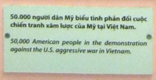 Demonstration gegen den Vietnamkrieg in den "USA" mit 50.000 Demonstranten, Text