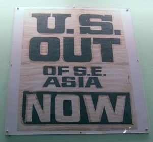 Australisches Plakat "USA raus aus Südostasien JETZT" Australisches Plakat "USA raus aus Südostasien JETZT"