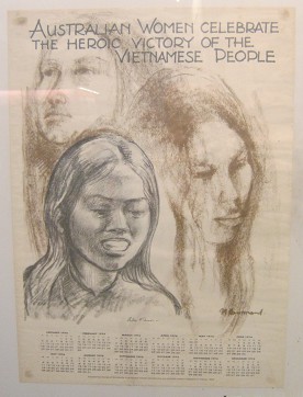 Ein australischer Kalender von 1976 feiert den Sieg von Vietnam: Ein australischer Kalender gedenkt durch australische Frauen dem heldenhaften Sieg des vietnamesischen Volkes