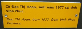 Agent-Orange-Opfer Dao Thi Hoan, Text: Dao Thi Hoan, geboren 1977, aus der Provinz Vinh Phuc