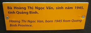 Agent-Orange-Opfer Hoang Thi Ngoc Van, Text: Hoang Thi Ngoc Van, geboren 1945 aus der Provinz Quang Binh. Agent-Orange-Opfer Hoang Thi Ngoc Van, Text: Hoang Thi Ngoc Van, geboren 1945 aus der Provinz Quang Binh.