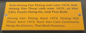 Agent-Orange-Opfer Hoang Van Thong und Hoang Van Thaoi, Text: Hoang Van Thong, geboren 1974, und Hoang Van Thoai, geboren 1975, aus der Gemeinde Van Cam, Distrikt Hung Ha, Provinz Thai Binh