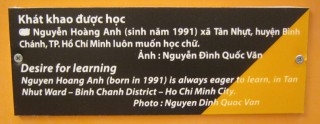 Agent-Orange-Opfer, Text: Lust auf Lernen Nguyen Hoang Anh (geboren 1991) ist immer sehr lerneinfrig, im Stadtbezirk Tan Nhut, Distrikt Binh Chanh, Saigon (Ho Chi Minh City). Foto: Nguyen Dinh Quoc Van