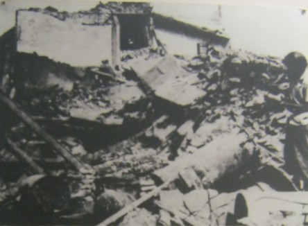 Die kriminelle Pentagon-NATO bombardierte in Hanoi am 27. Juni 1972 einen Wohnblock