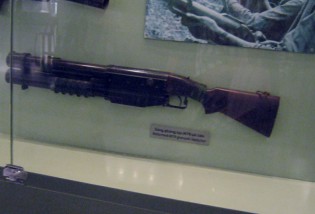 Vietnamkrieg: Ein weiterentwickelter Granatwerfer