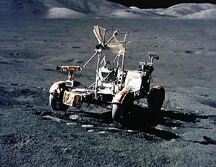 Apolo 17
                        falso: el "carro lunar" en su �ltimo
                        lugar en una pendiente