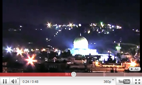 Video 03:
                    ovi (ovni) sobre Jerusal�n, 28/01/2011 (04), el
                    objeto claro se queda en la posici�n baja