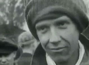 Concentration camp of
                        Dachau, portrait of a detainee 02 830min.
                        40sec.)