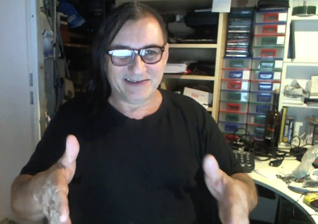 Maurizio Enrico Galati im Video vom
              26.11.2018 auf seinem Facebook