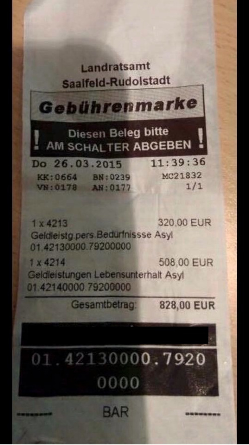 Geb�hrenmarke f�r
                    Asylbewerber 828 Euro f�r Bed�rfnisse und Bedarf