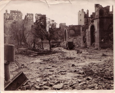 Brest Ruinen des Bunkers von Sadi
              Carnot September 1944