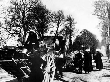 Lorient,
                Evakuierung, Treckzug im Januar 1943 ca.