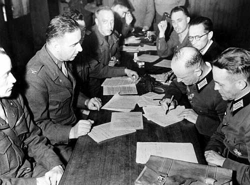 Kessel von
                Lorient: Deutsche Kapitulation in Etel am 7.5.1945