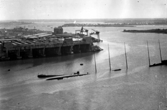 Lorient
                    U-Boot-Bunker "Keroman 3" 1946