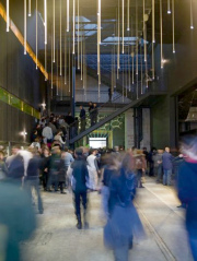 Saint-Nazaire: Kulturzentrum mit
                                Tempelhof-Kuppel 2007, Innenraum